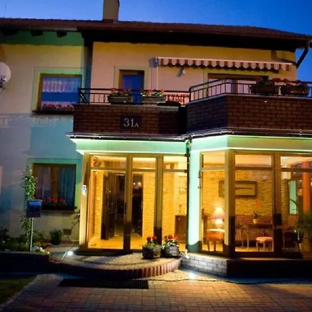 Dana Quarto em Acomodações Particulares *